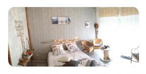 Jolie chambre indépendante avec sa terrasse privée assen